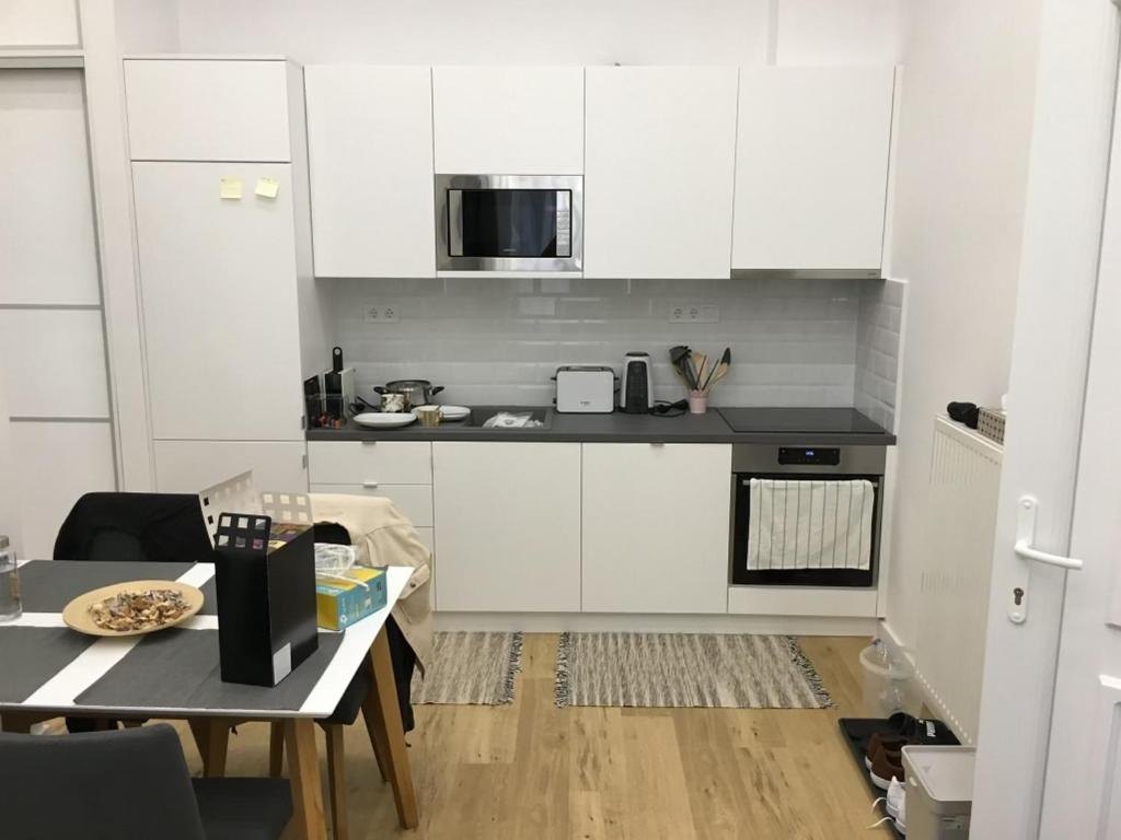 Colton Budapest Paulay Apartments Exterior photo